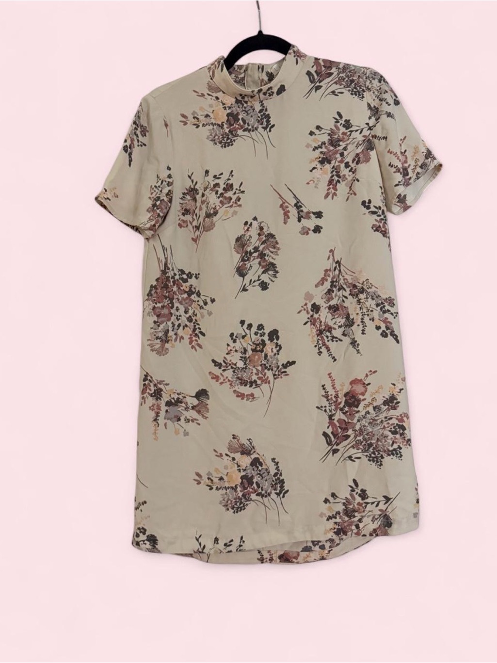 Leith Cream And Floral Mock Neck Shift Dress Size S